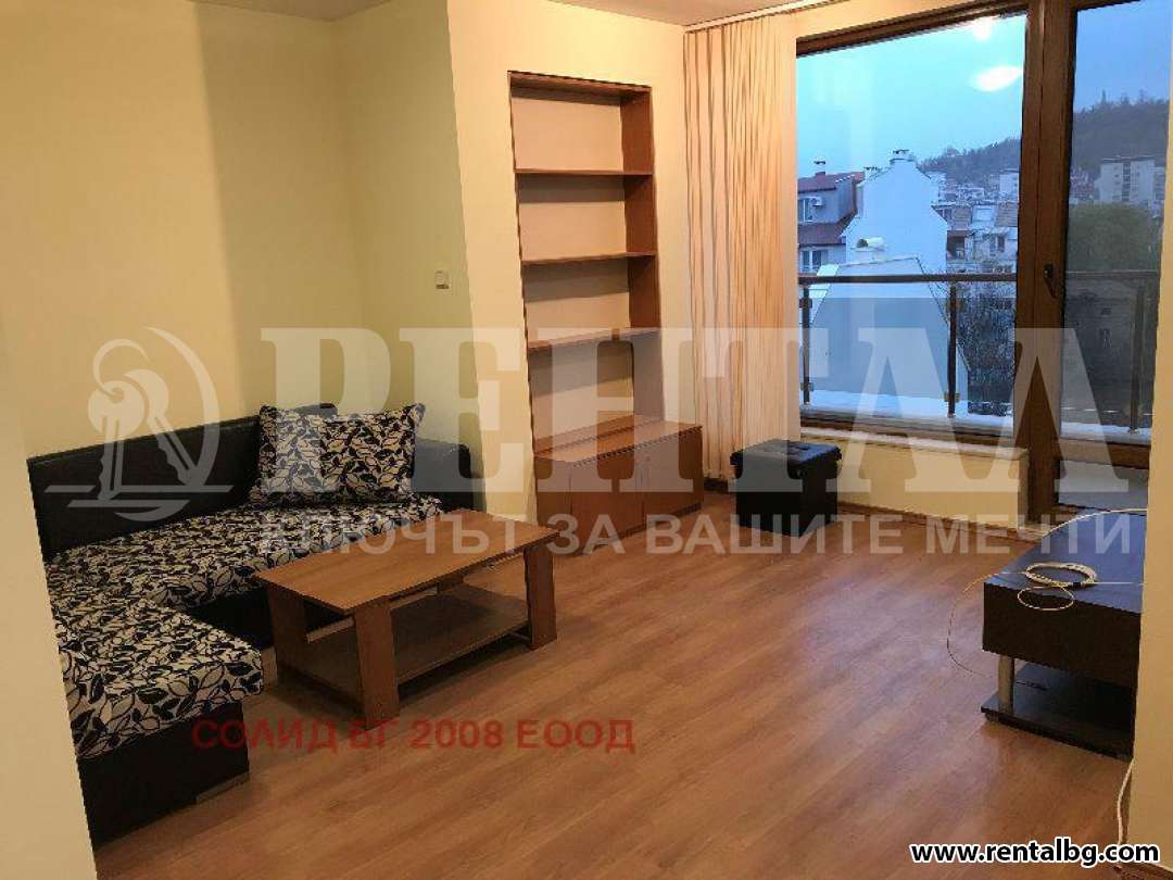 Уютен апартамент под наем в Широк център 2