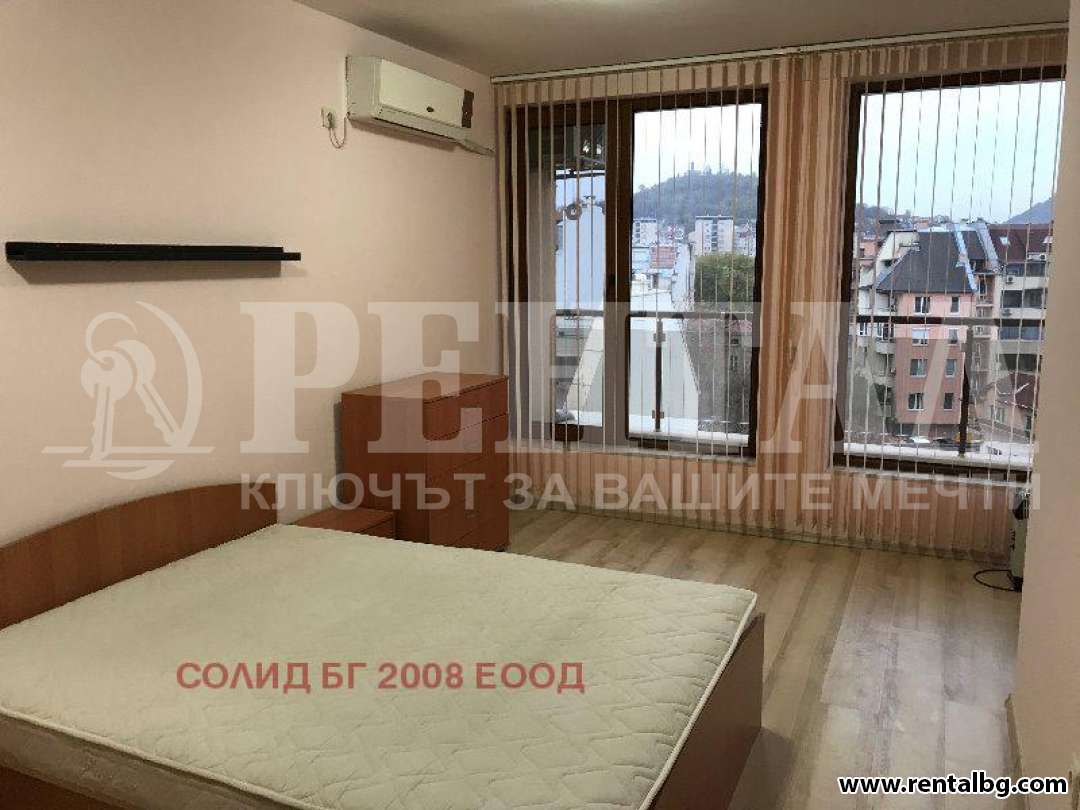 Уютен апартамент под наем в Широк център 2 3