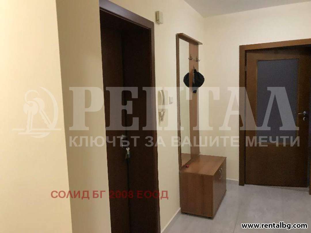 Уютен апартамент под наем в Широк център 2 6