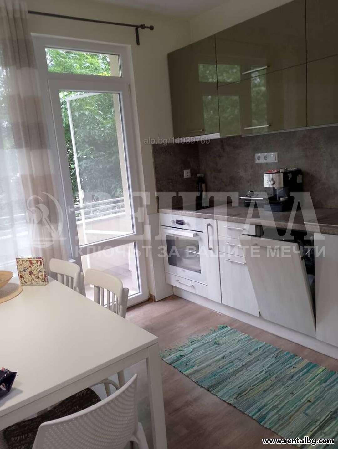 Просторен апартамент в Кършияка 3 5