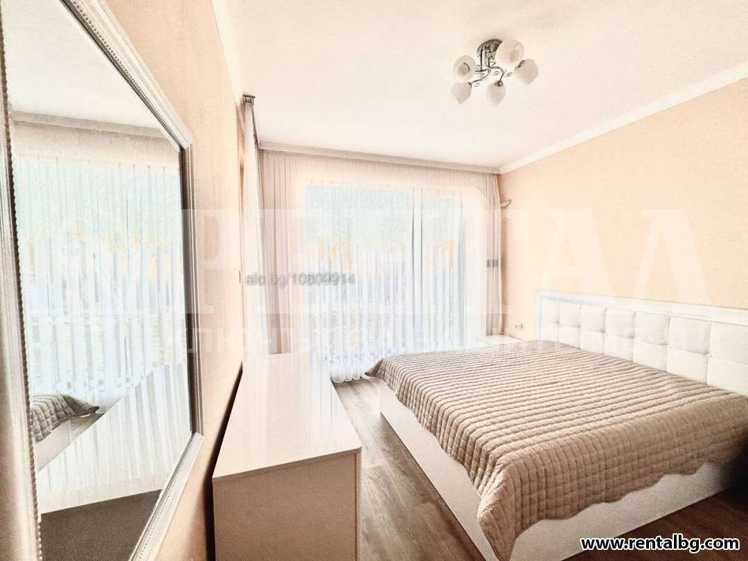 Просторен апартамент в Тракия 5 9